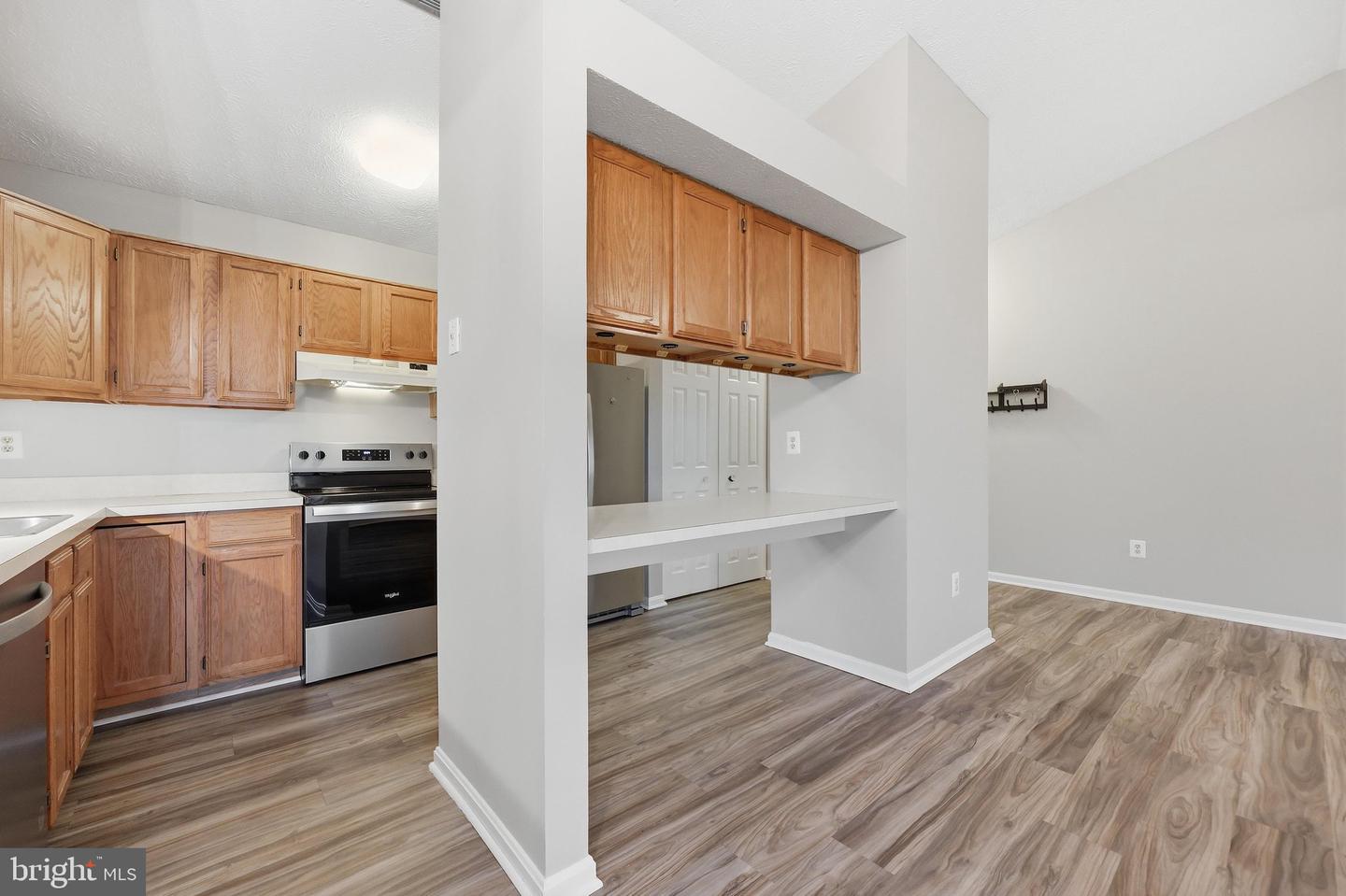 2112 Whitehall Rd #2c Property Photo 22