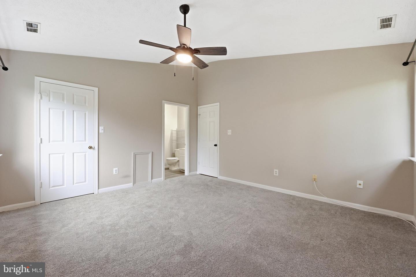 2112 Whitehall Rd #2c Property Photo 35