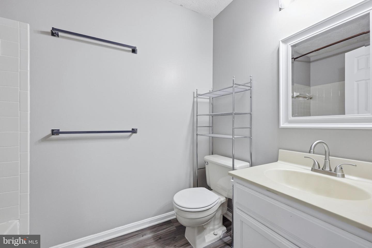 2112 Whitehall Rd #2c Property Photo 38