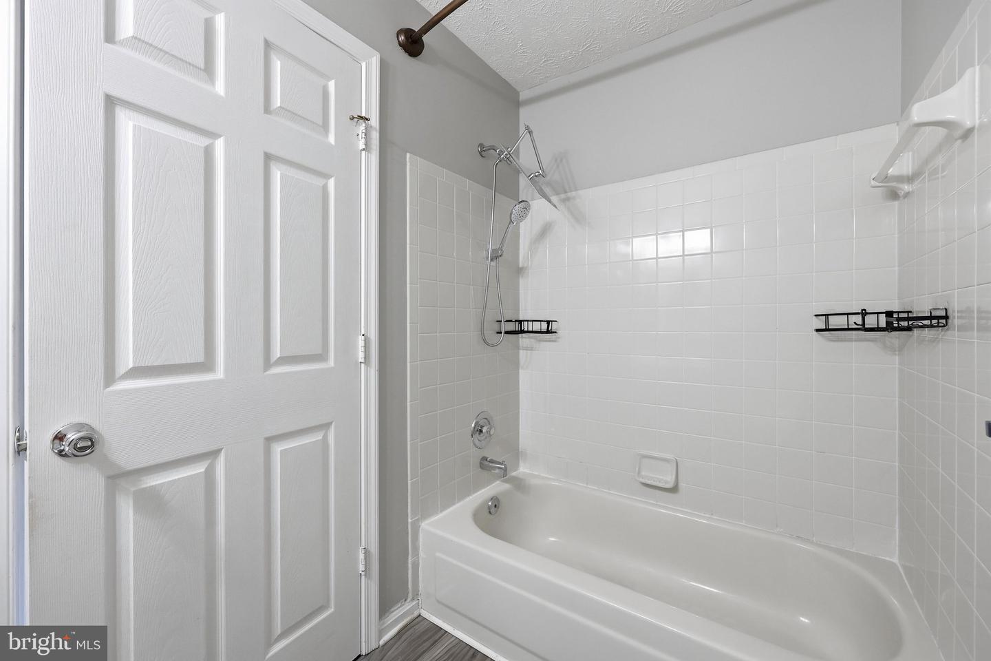 2112 Whitehall Rd #2c Property Photo 39