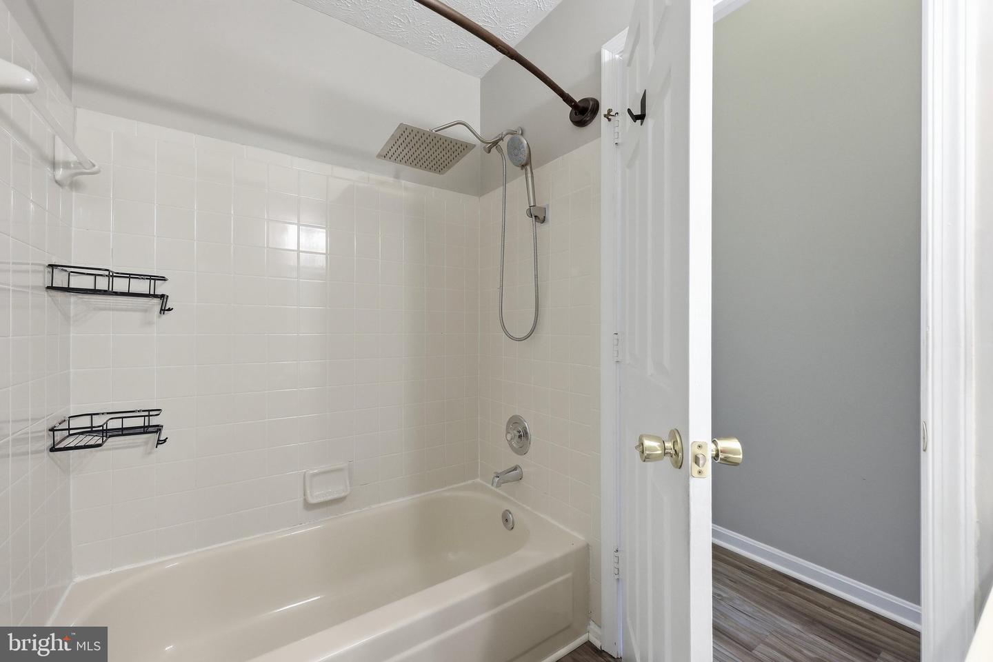 2112 Whitehall Rd #2c Property Photo 44