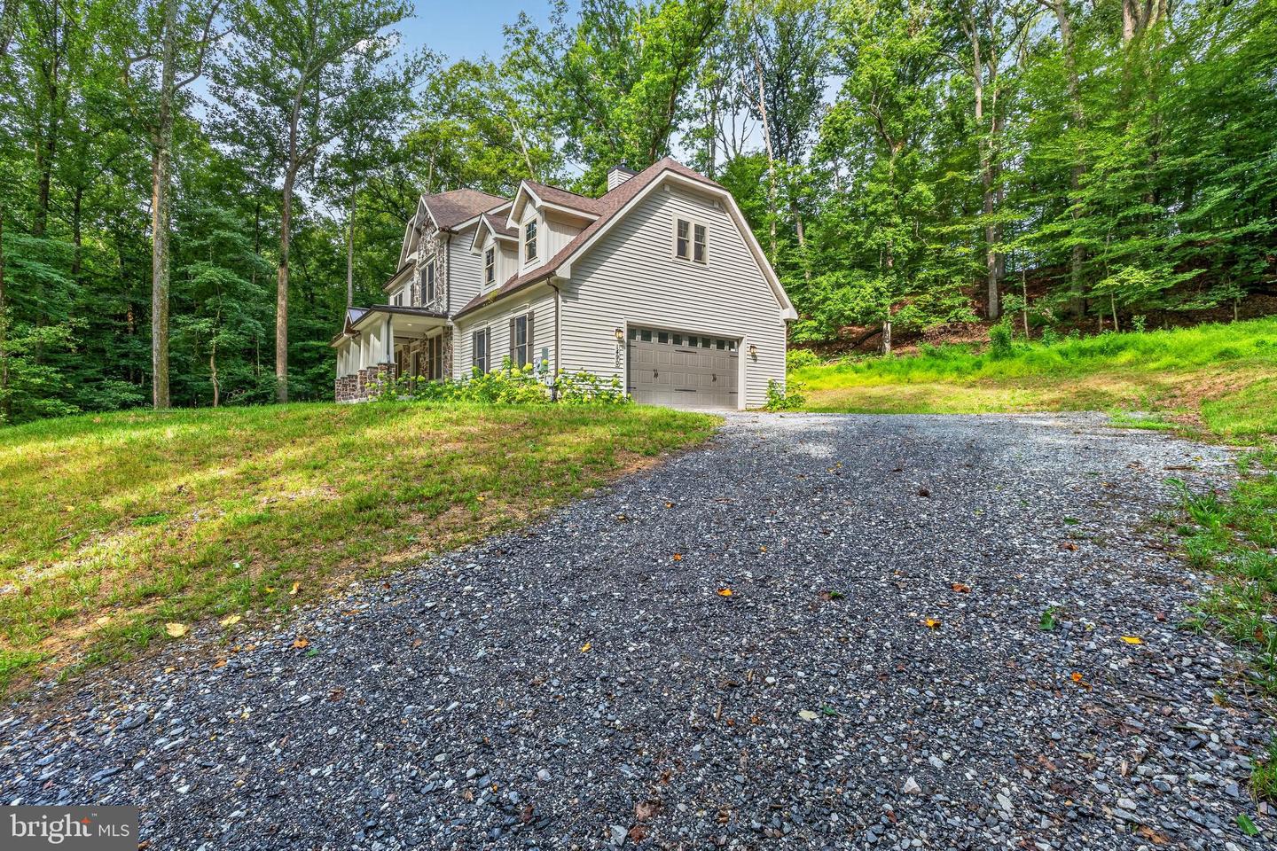 1490 Thurston Rd Property Photo 3