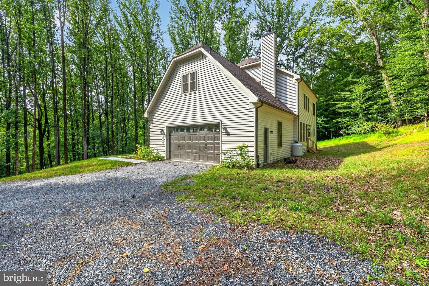 1490 Thurston Rd Property Photo 4