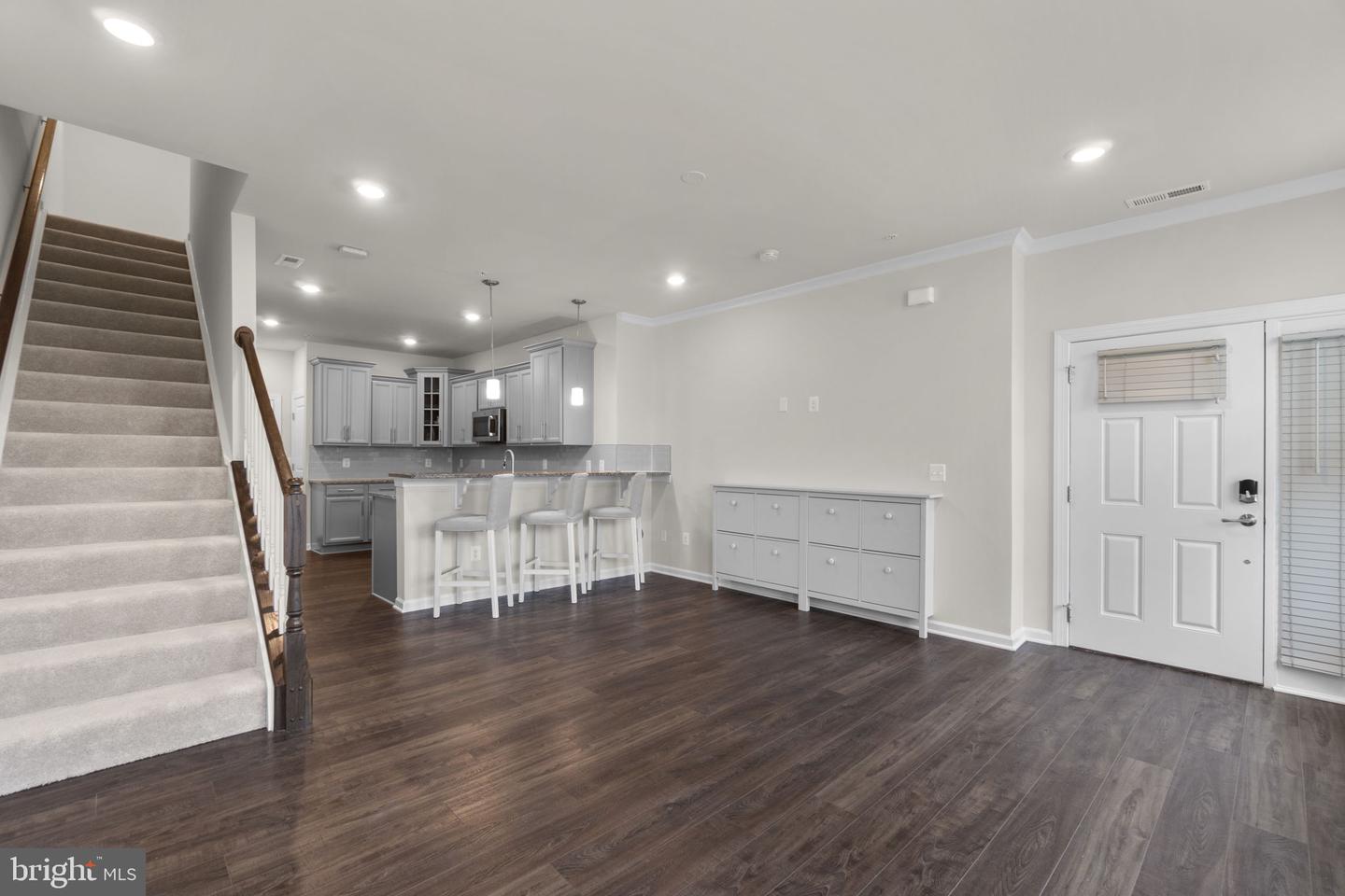 4942 Macdonough Pl Property Photo 4