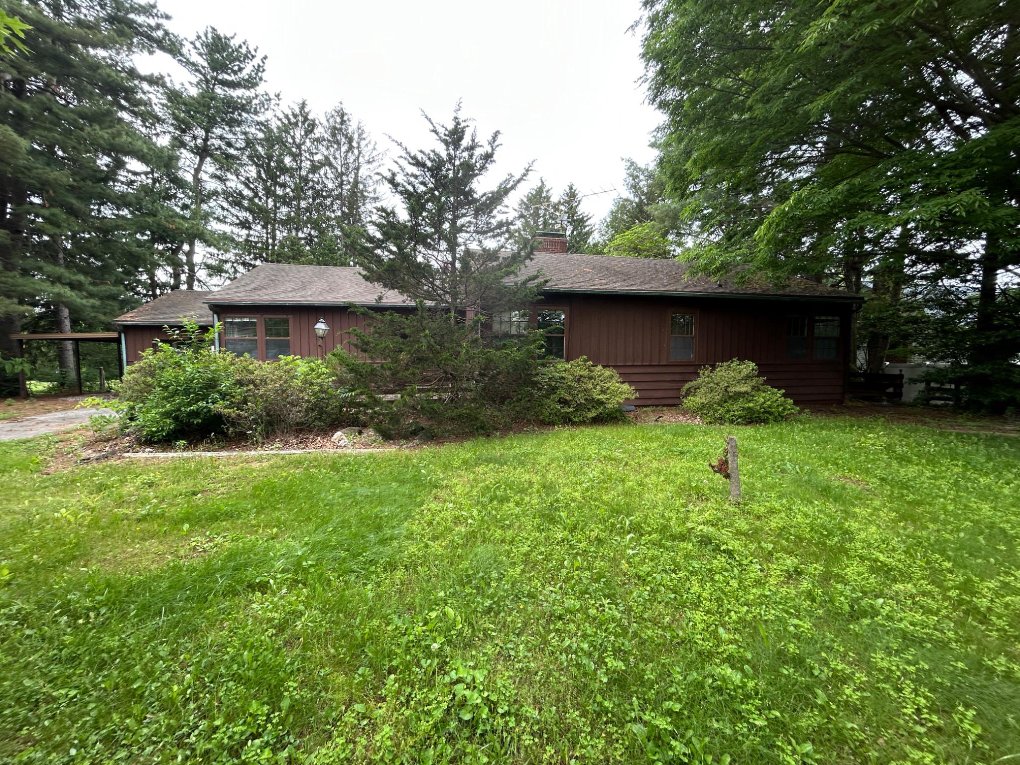 17233 Mountain View Rd Property Photo 1