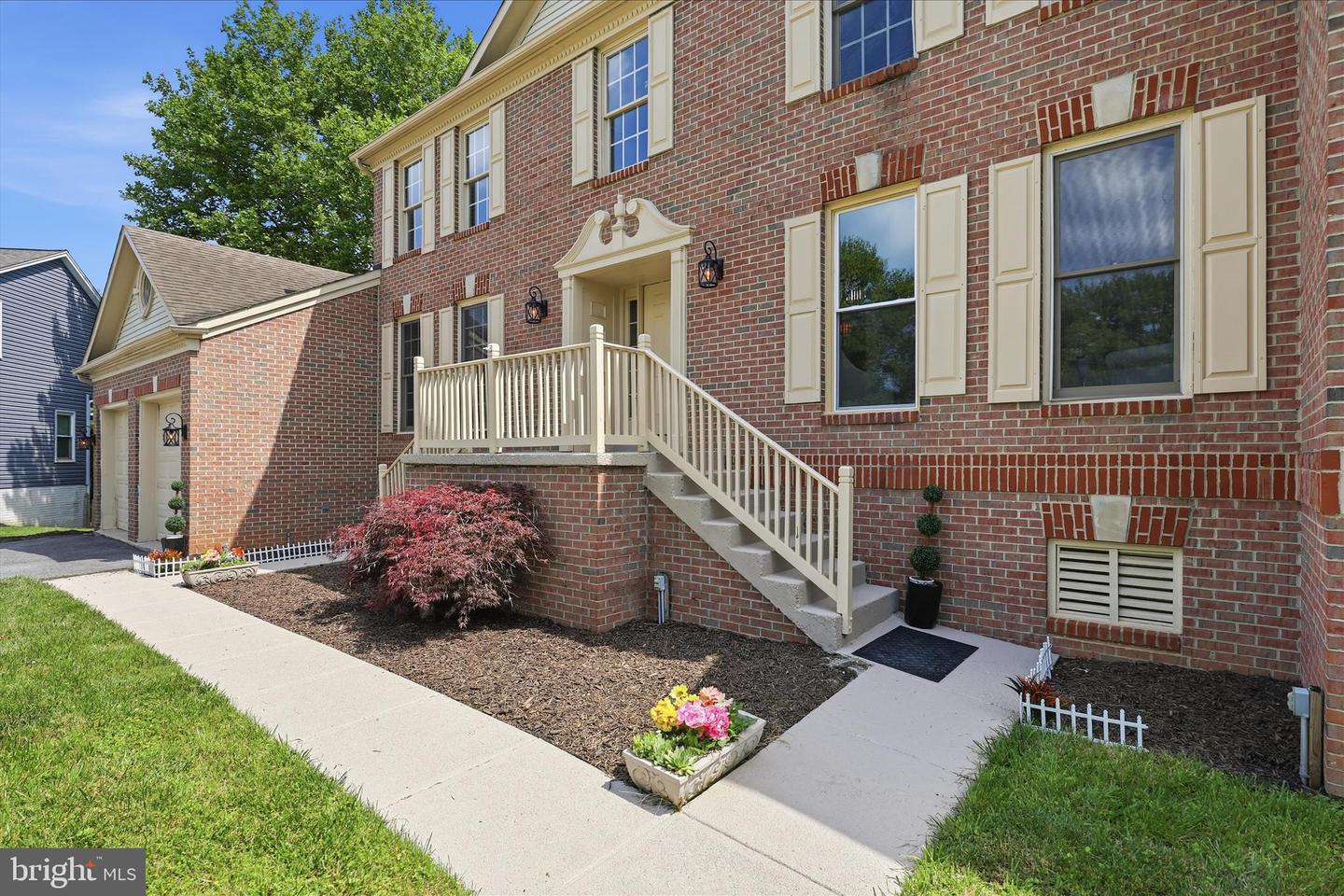 6135 Fieldcrest Ct Property Photo 46