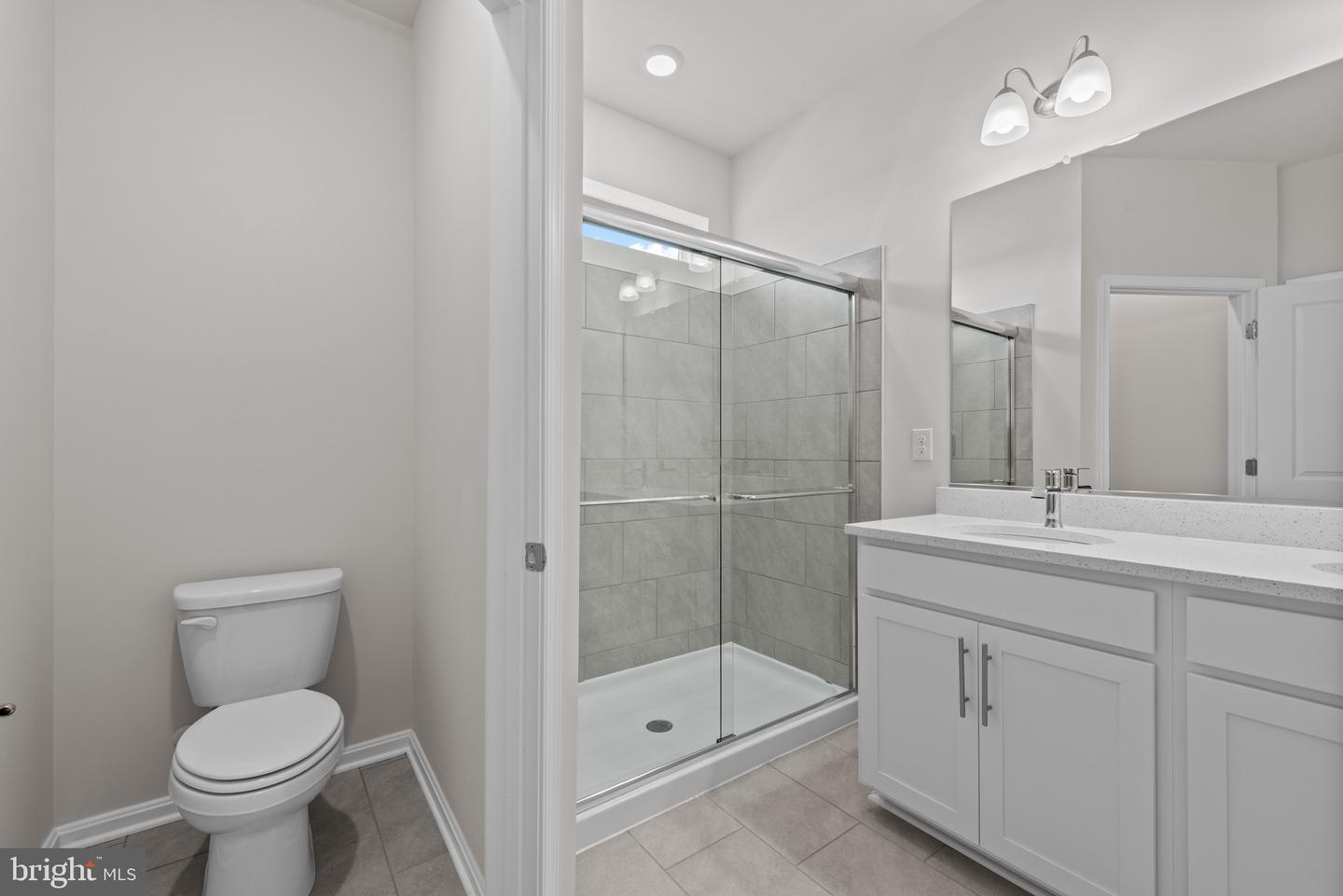 379 Ensemble Way Property Photo 33