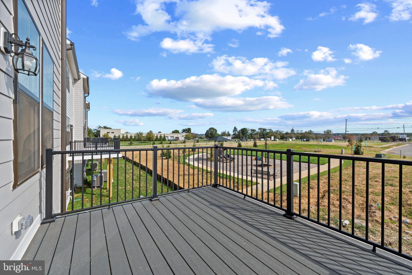 379 Ensemble Way Property Photo 34