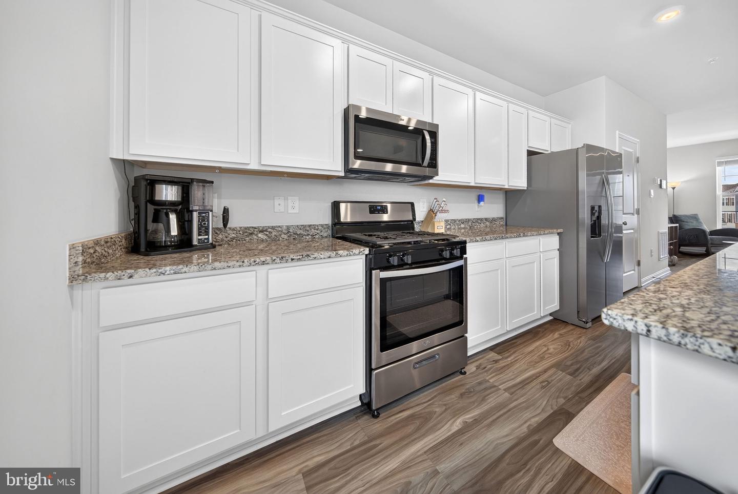 1204 Daphne Way Property Photo 16