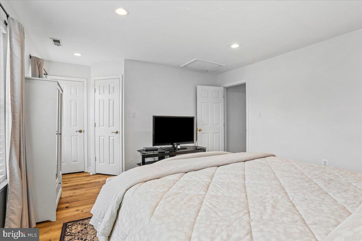 9245 Ridgefield Cir Property Photo 20