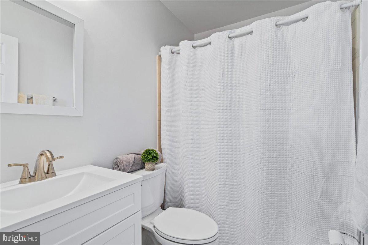 9245 Ridgefield Cir Property Photo 21