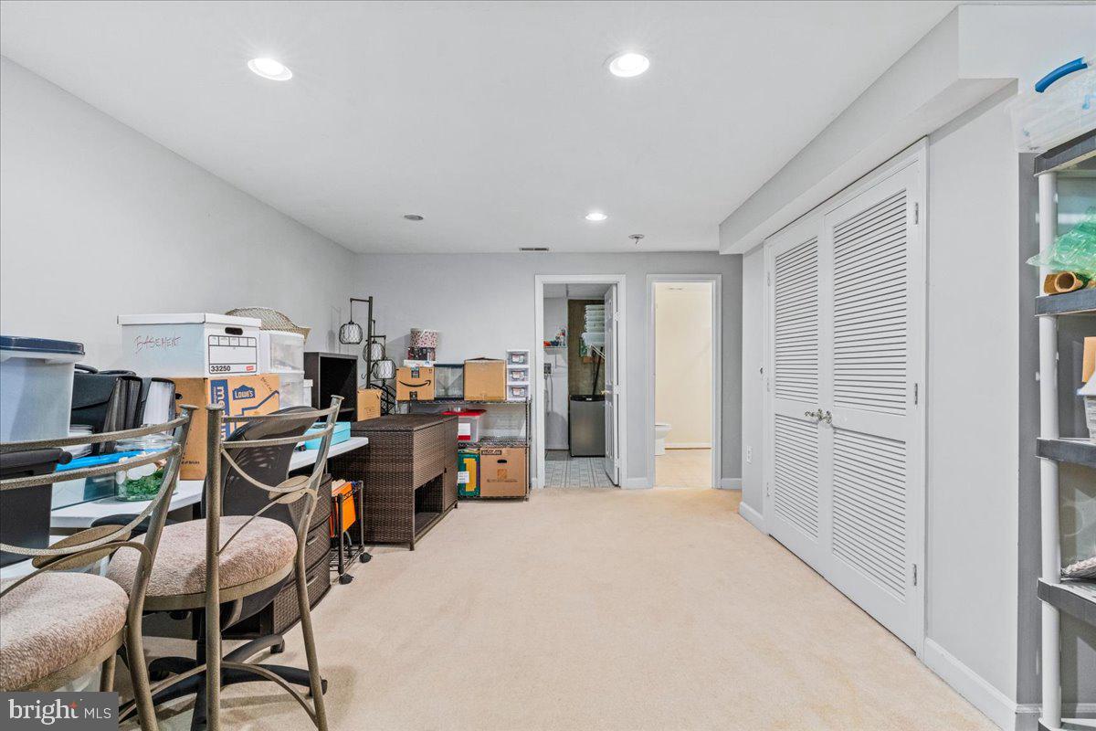 9245 Ridgefield Cir Property Photo 31