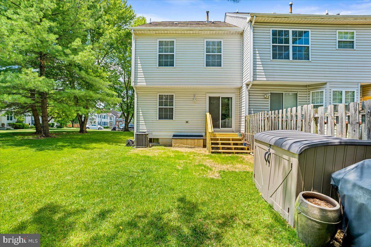 9245 Ridgefield Cir Property Photo 38