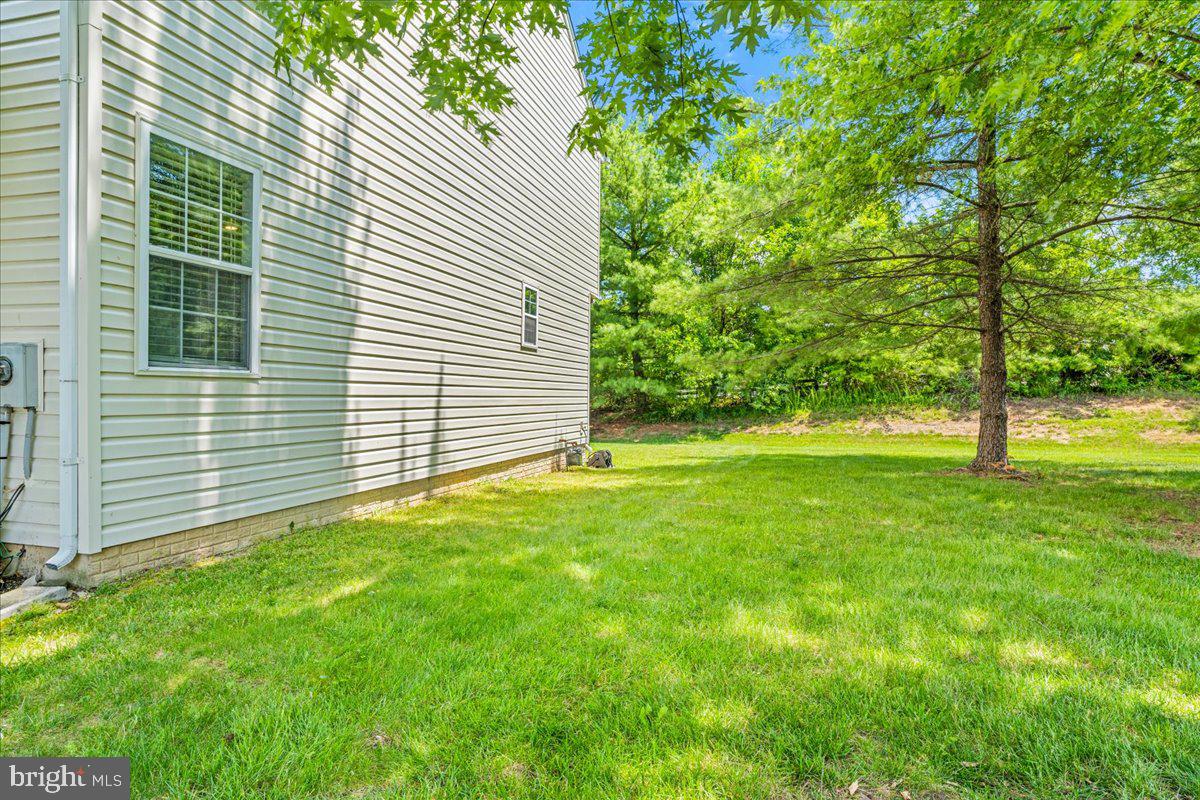 9245 Ridgefield Cir Property Photo 41