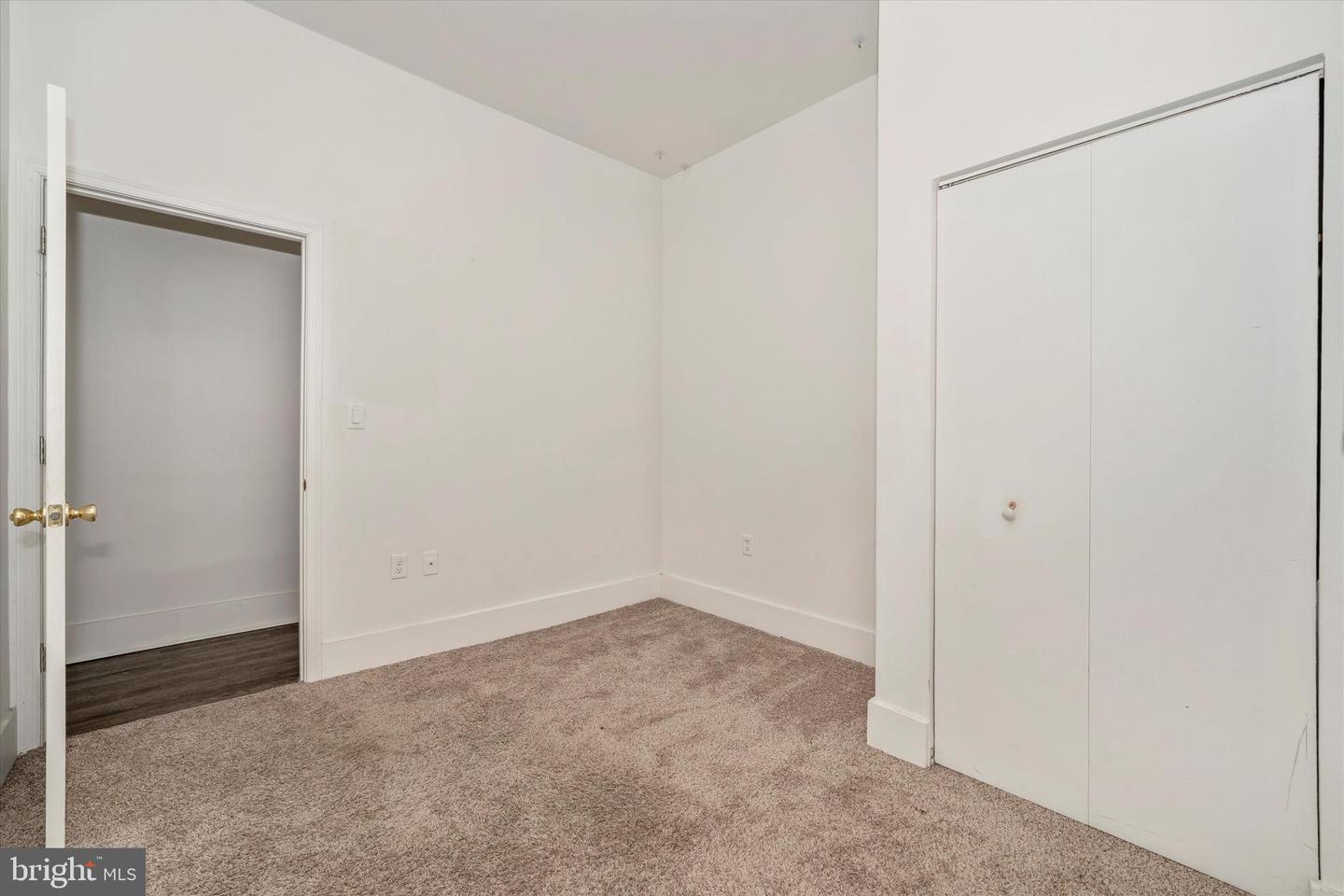 201 S Market St #1b Property Photo 12