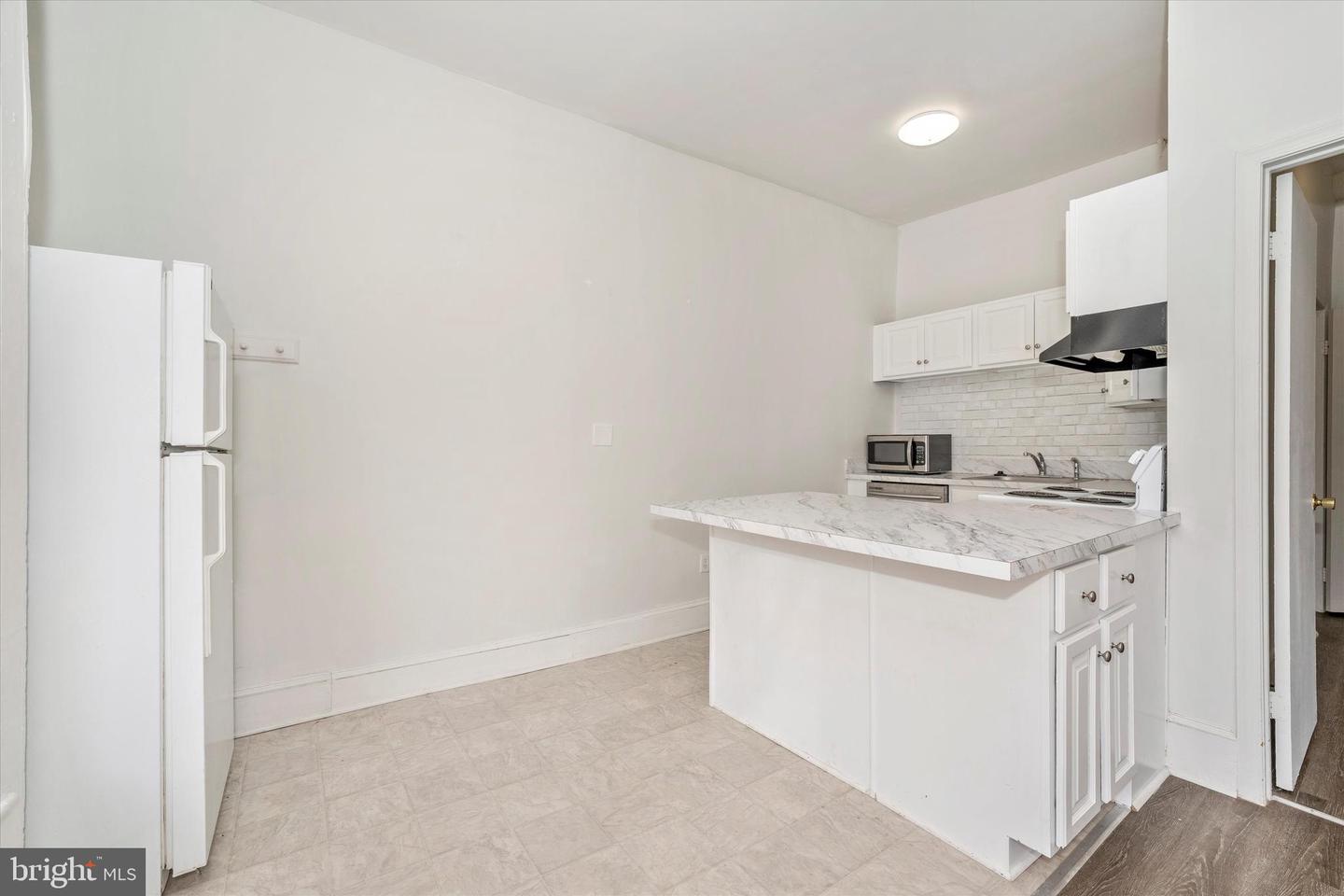 201 S Market St #1b Property Photo 27