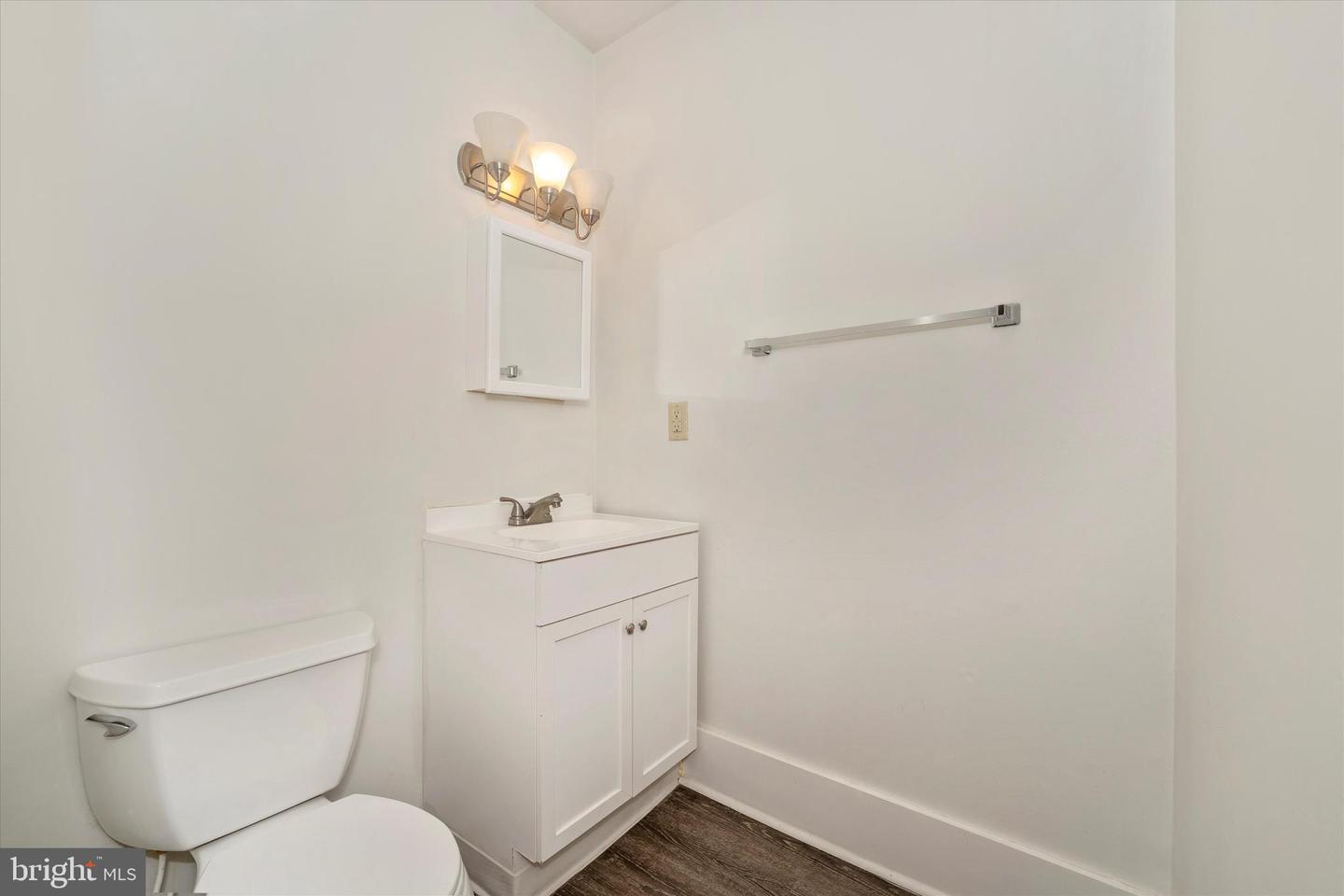 201 S Market St #1b Property Photo 32