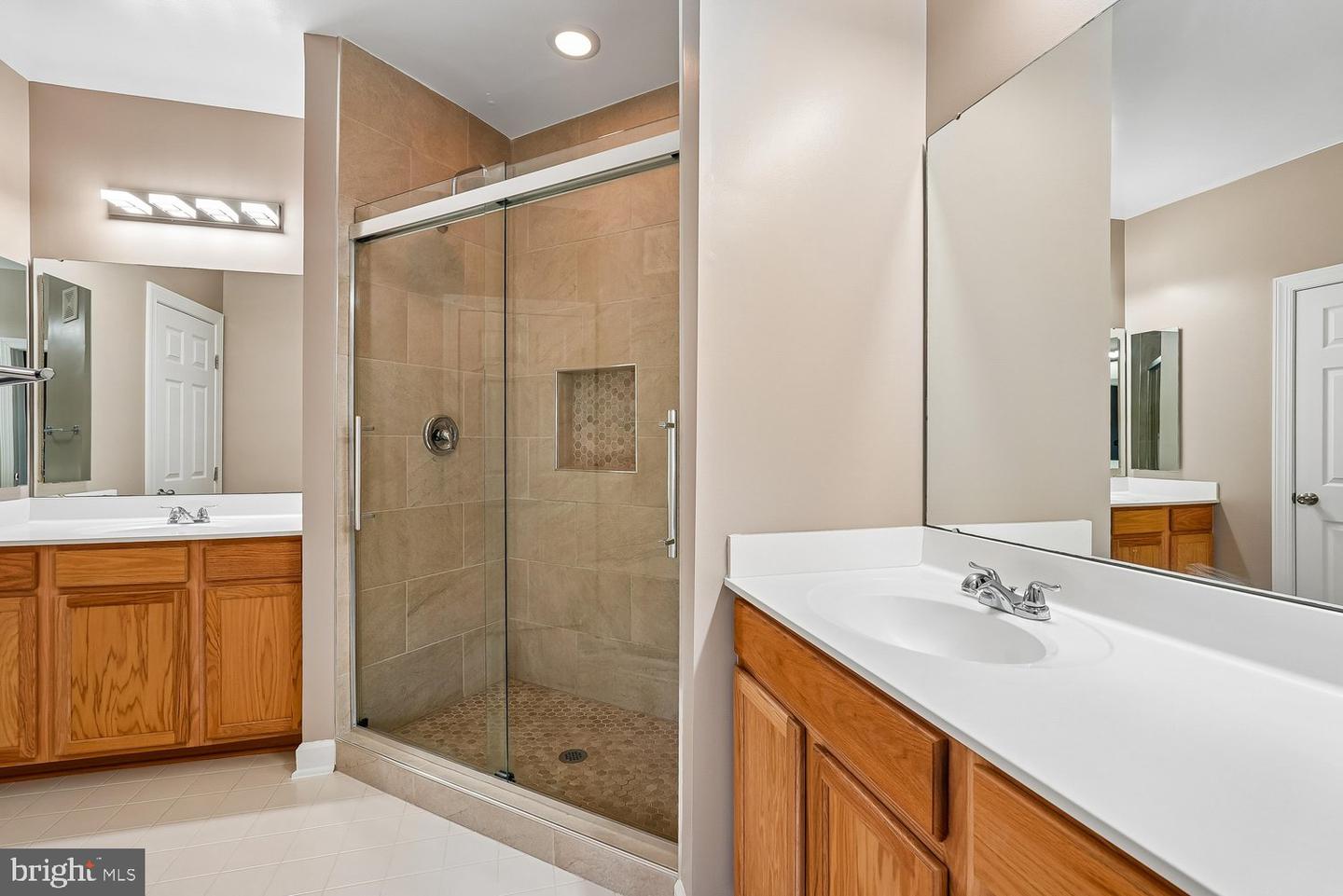 3615 Spring Hollow Ln #3615 Property Photo 44