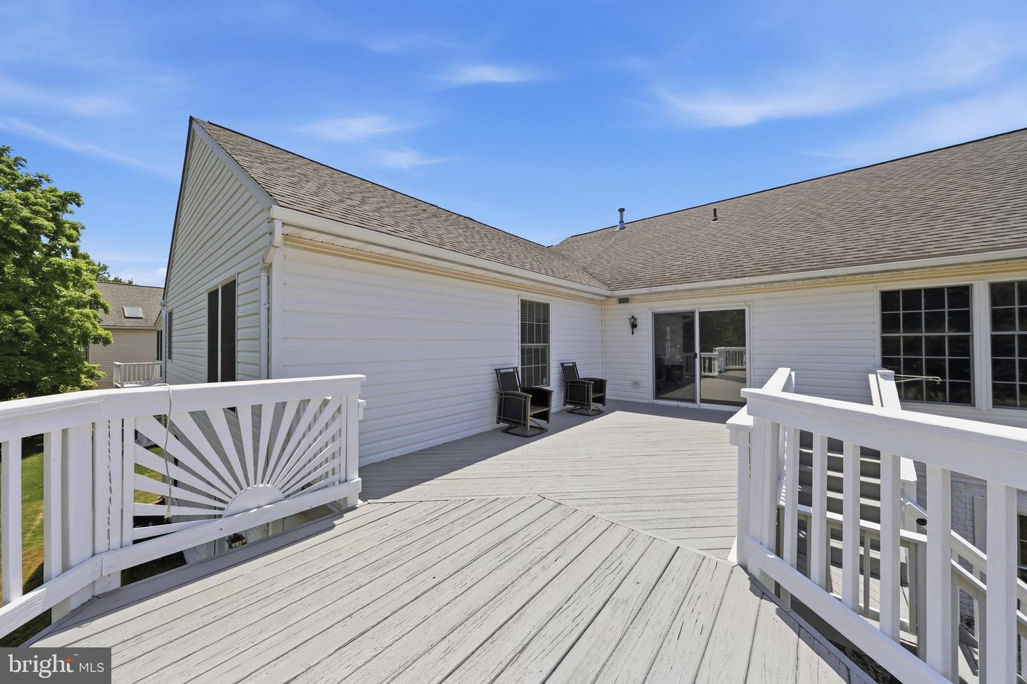 169 Midsummer Dr Property Photo 54