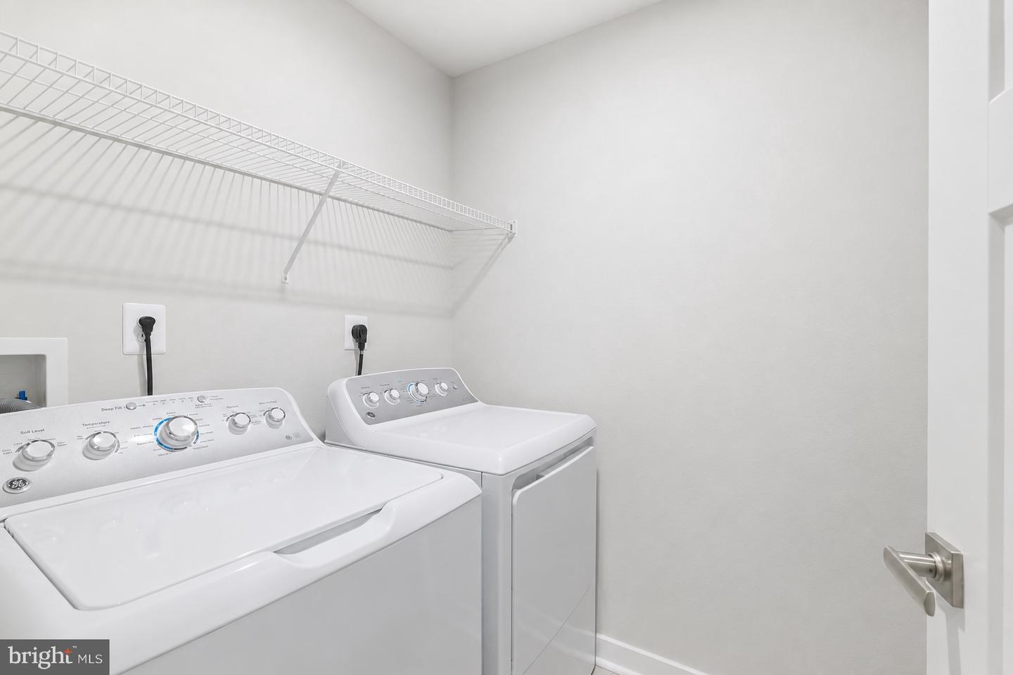5311 Crape Myrtle Dr Property Photo 6