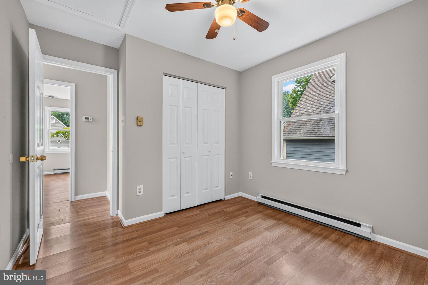 10741 Lake Edge Ct Property Photo 18