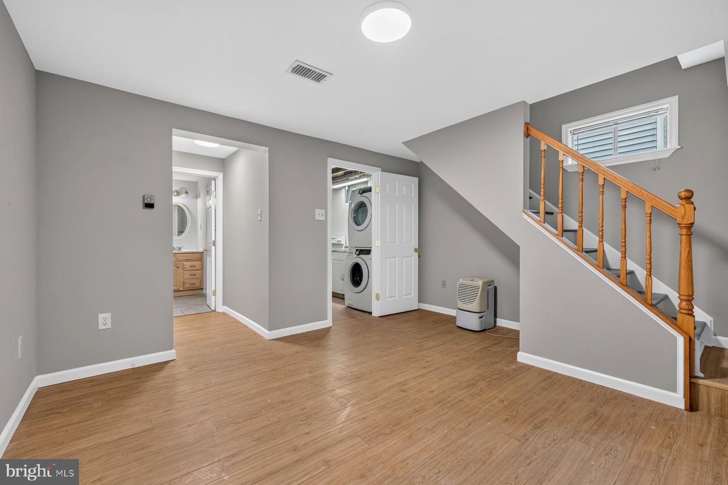 10741 Lake Edge Ct Property Photo 23