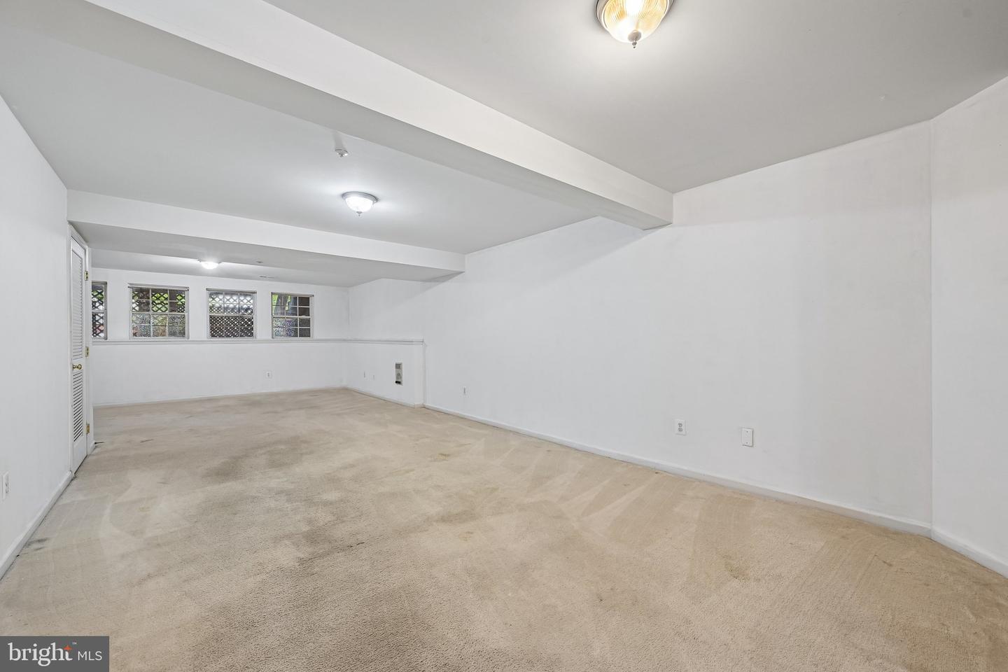 1724 Emory St Property Photo 35