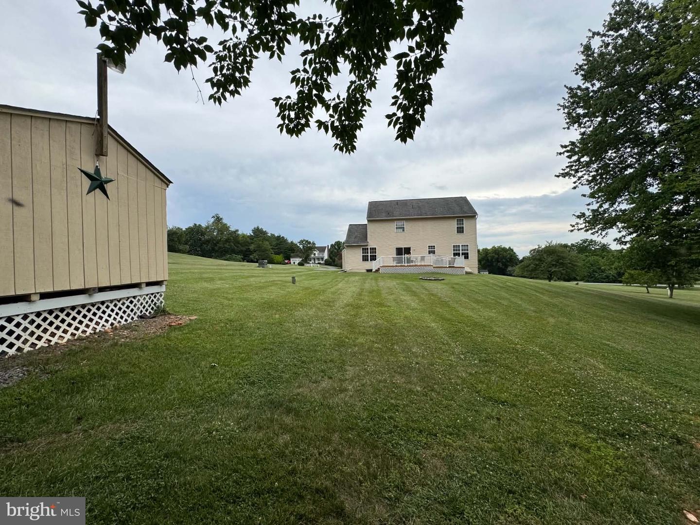 3826 Roundtree Rd Property Photo 3