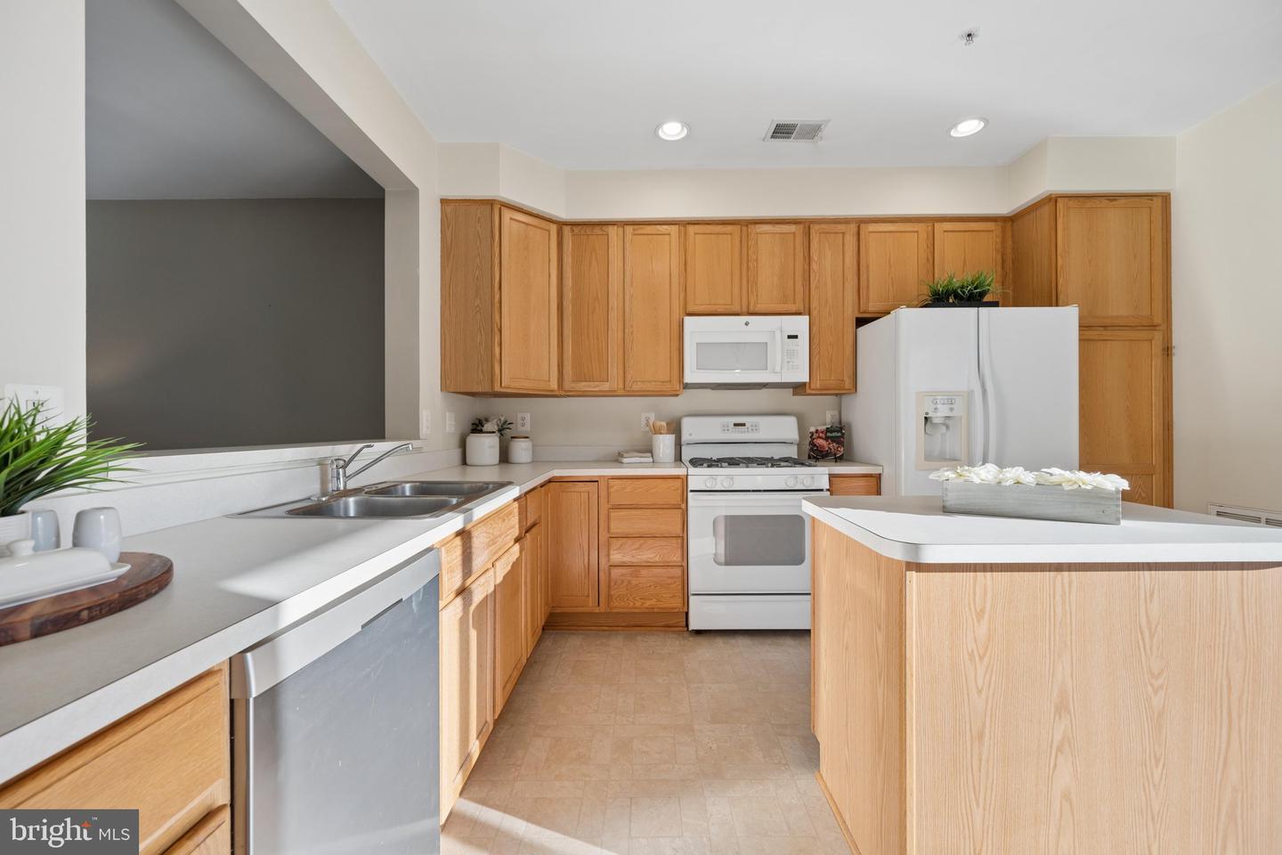 5302-c Talladega Ct #207 Property Photo 19