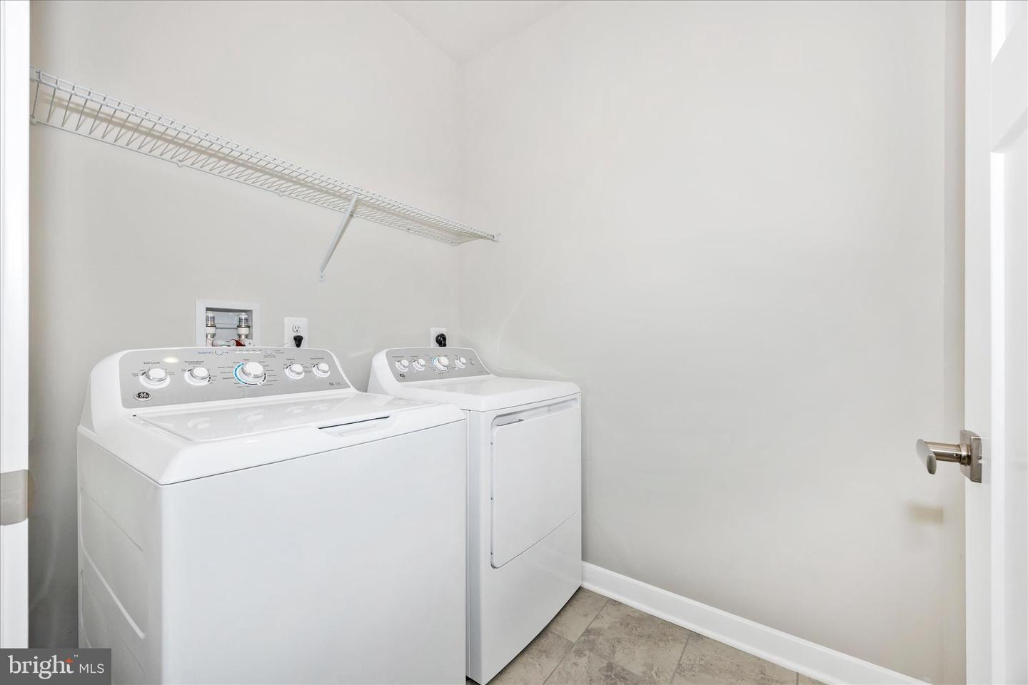 6968 Merle Ct Property Photo 17
