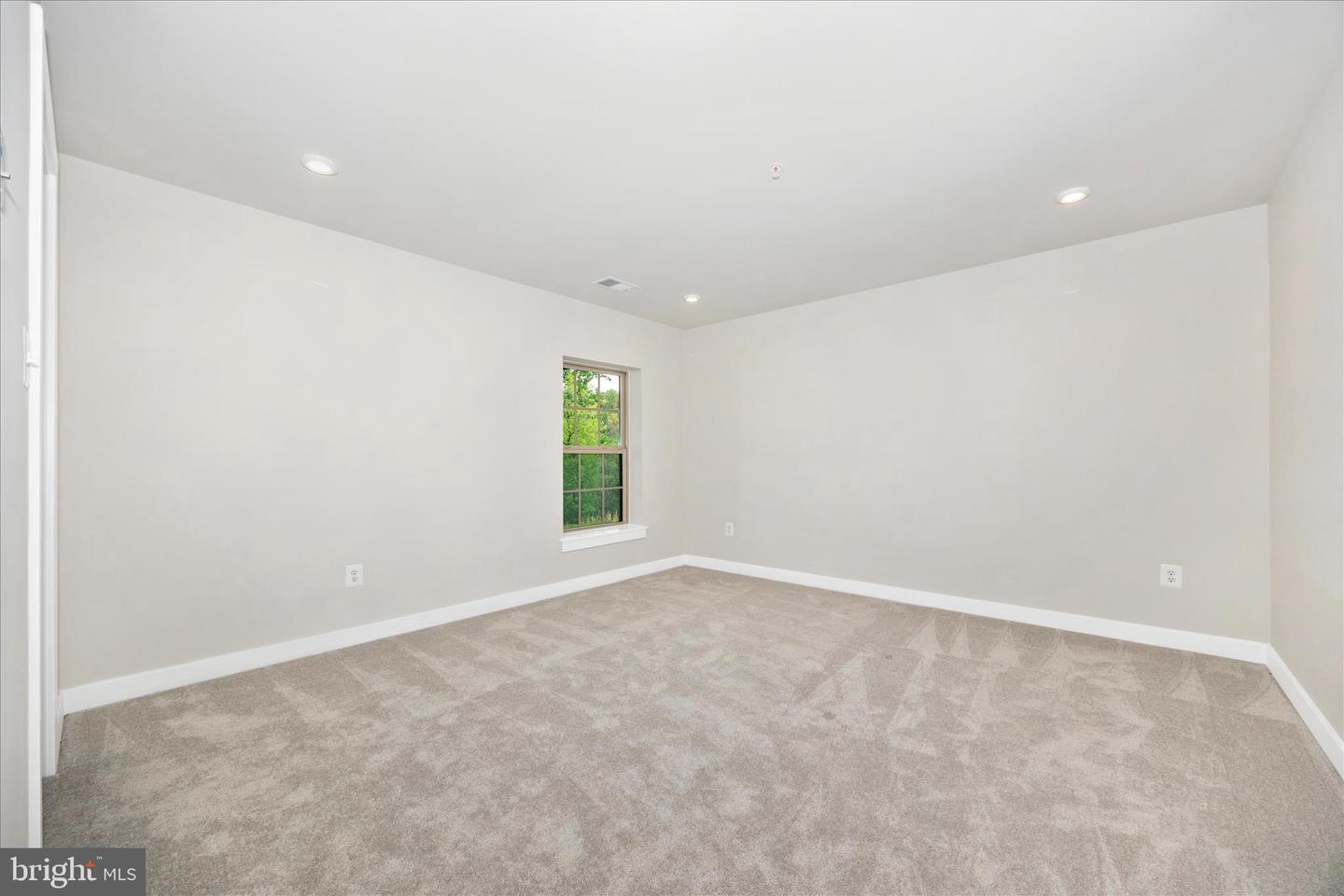6968 Merle Ct Property Photo 22