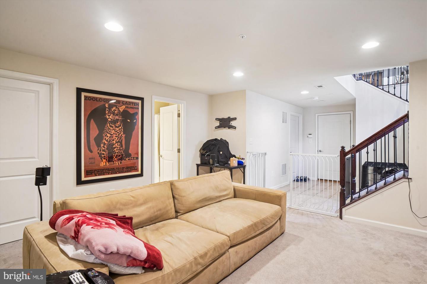 6947 Country Club Ter Property Photo 38