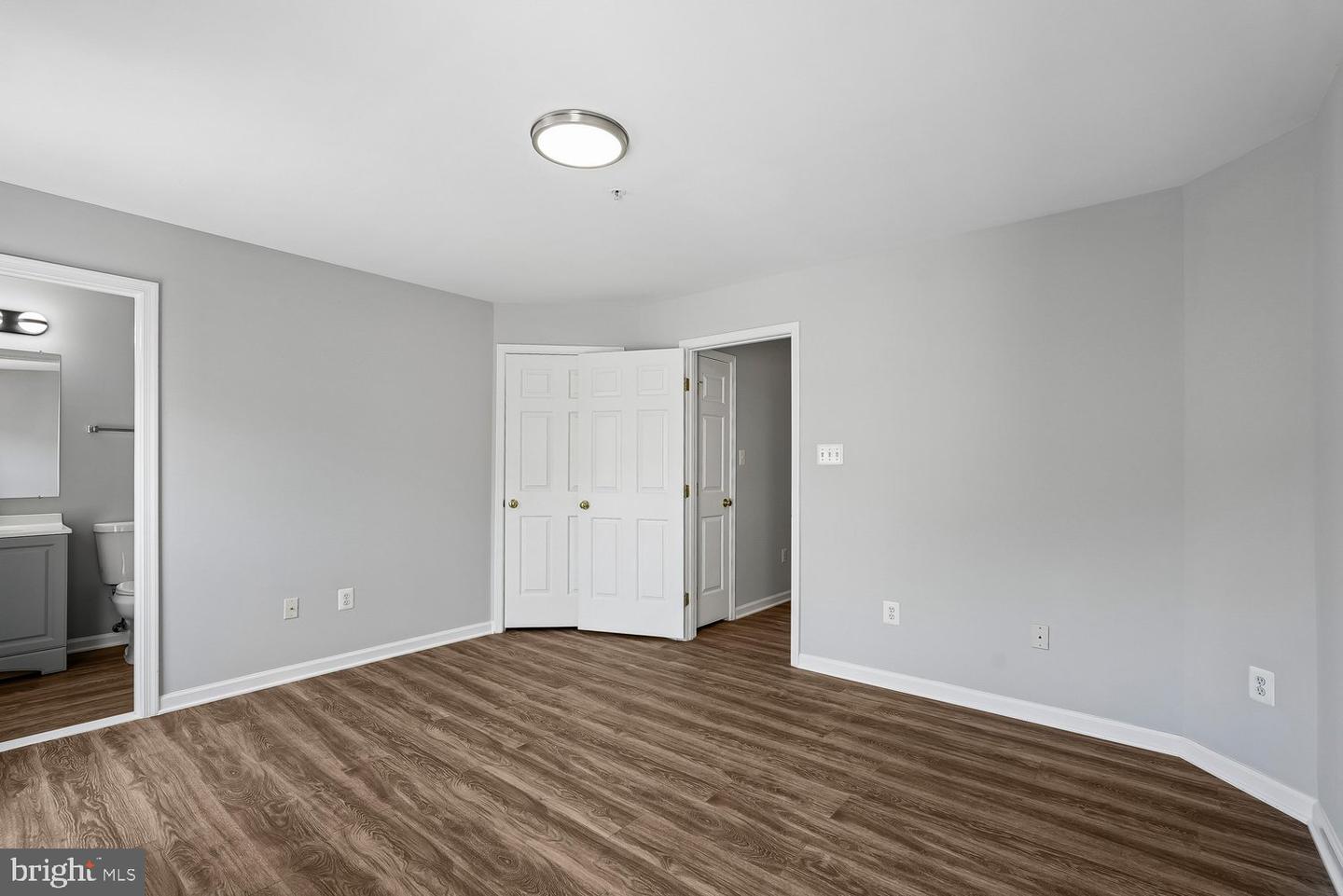 3626 Singleton Ter Property Photo 16