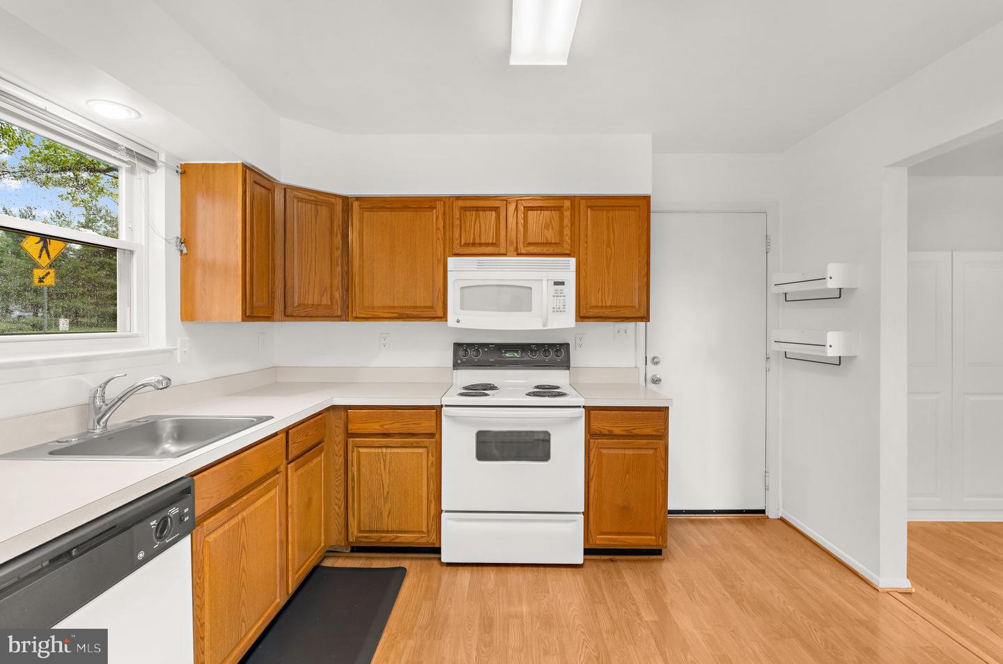 5714 Tamarack Ave Property Photo 15