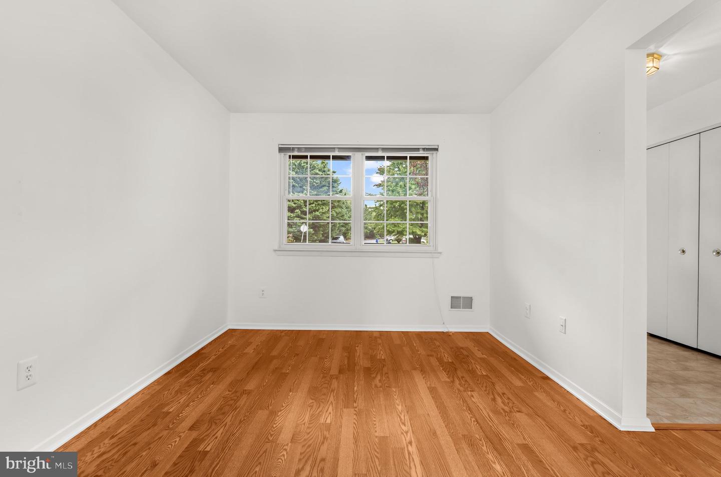 5714 Tamarack Ave Property Photo 27