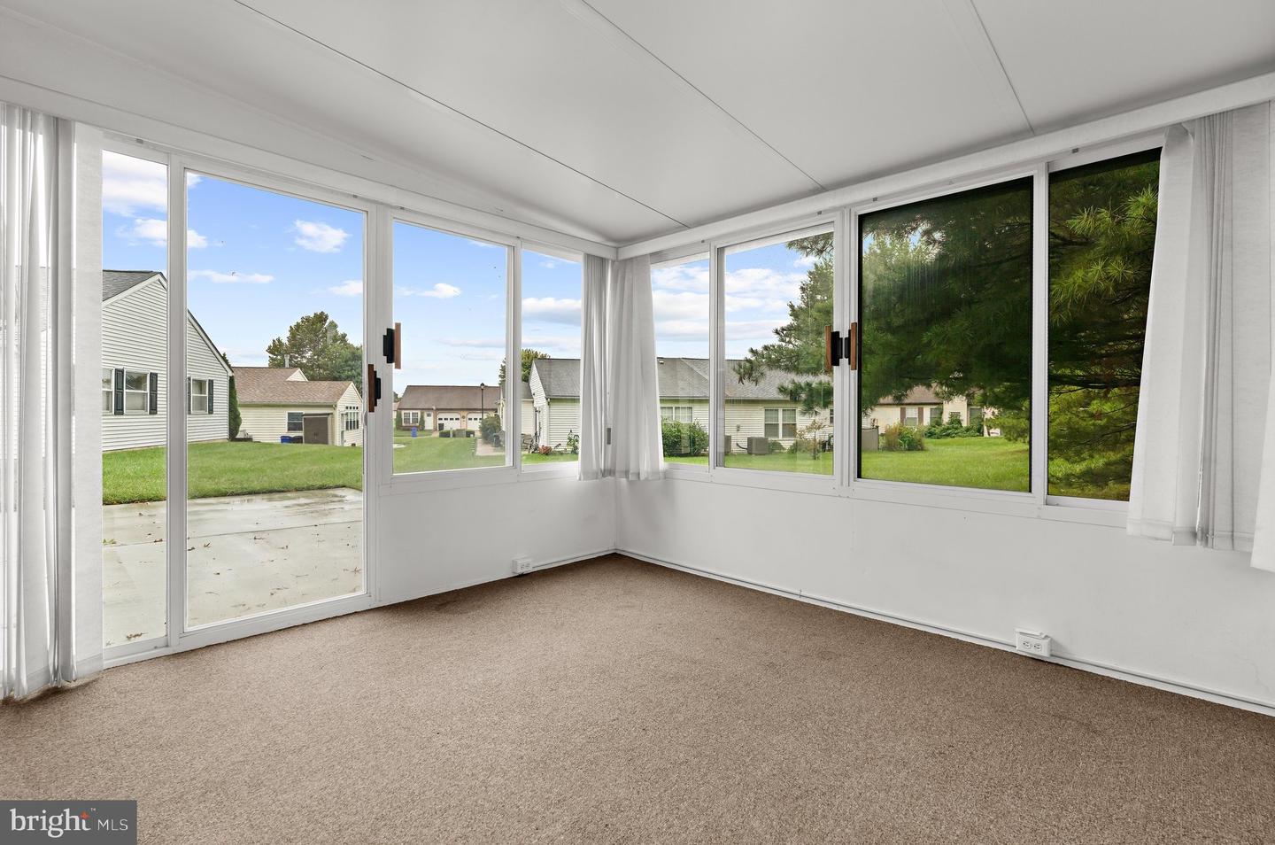 5714 Tamarack Ave Property Photo 29