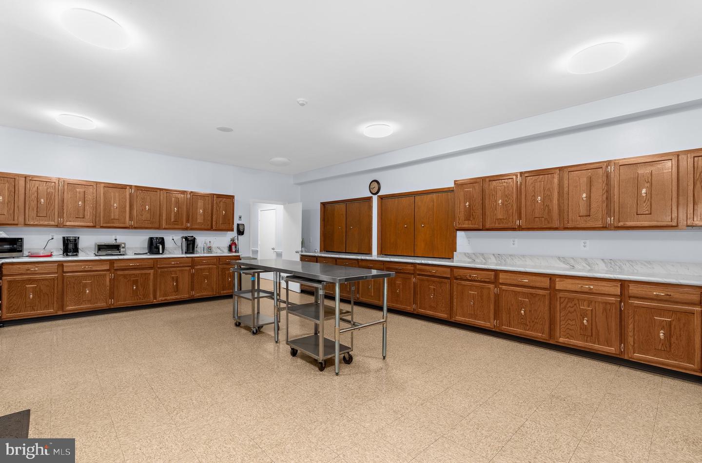 5714 Tamarack Ave Property Photo 70