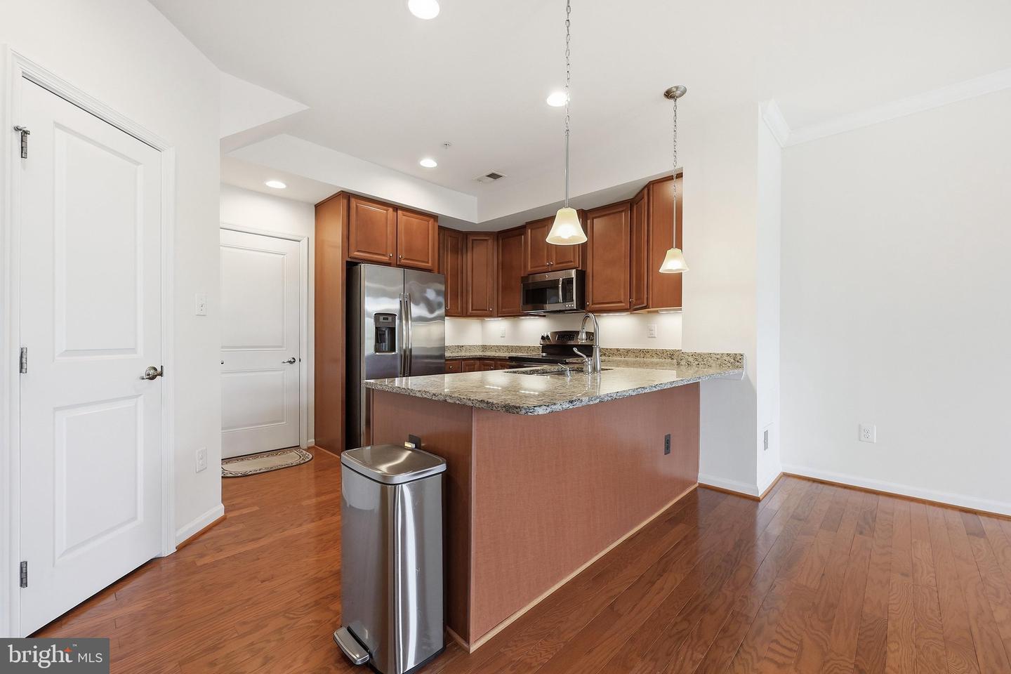 9212 Landon House Way Property Photo 17