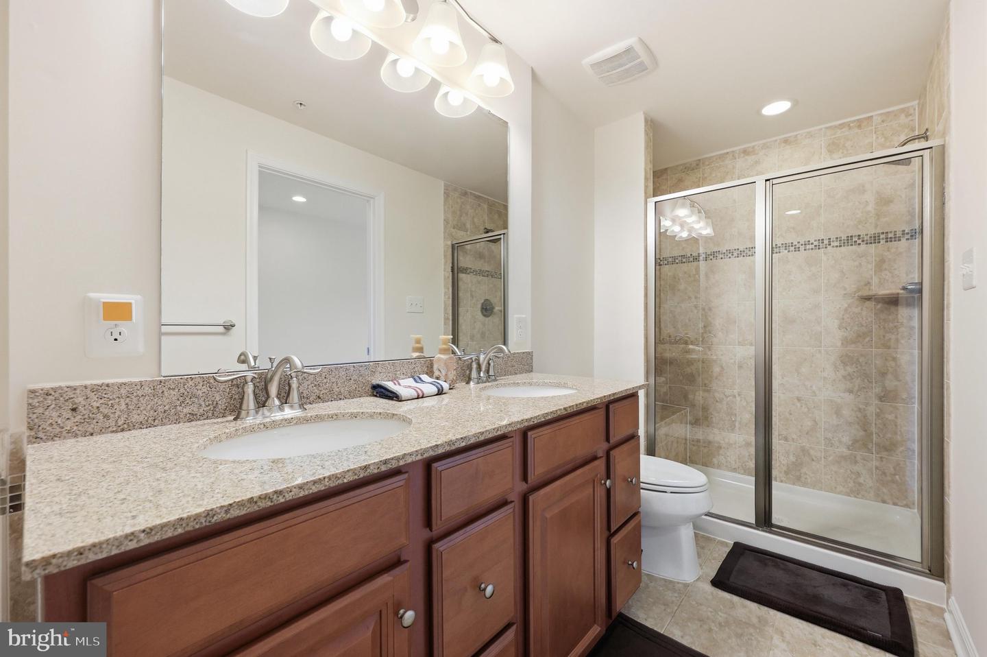 9212 Landon House Way Property Photo 29