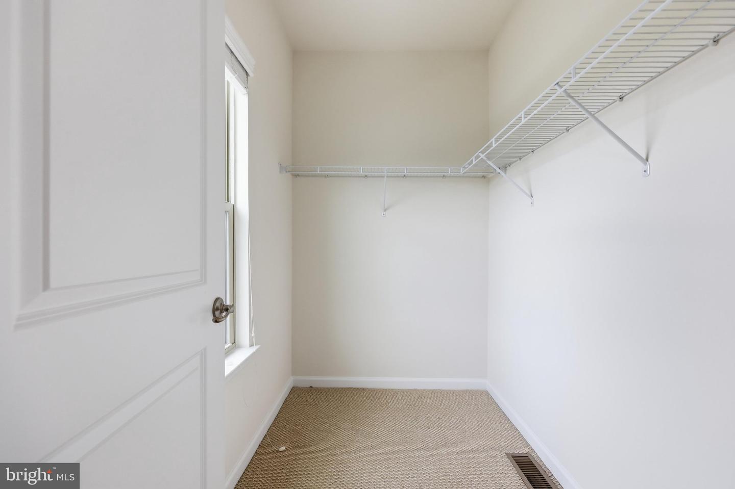 9212 Landon House Way Property Photo 31