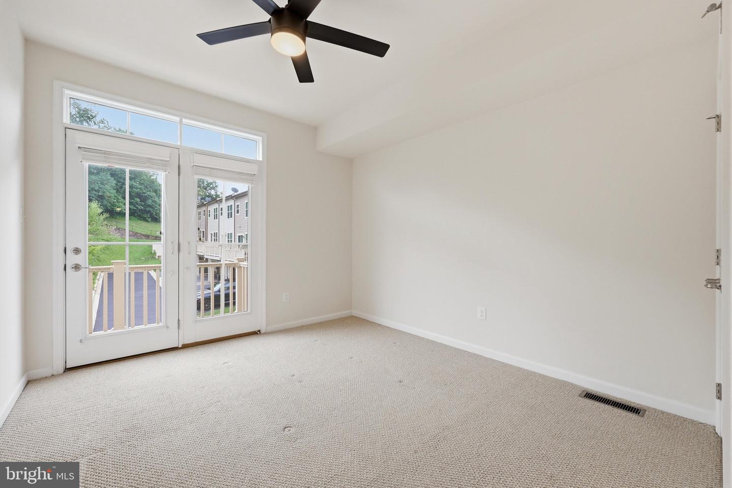 9212 Landon House Way Property Photo 36