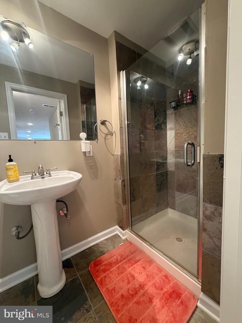 523 Ellison Ct Property Photo 42