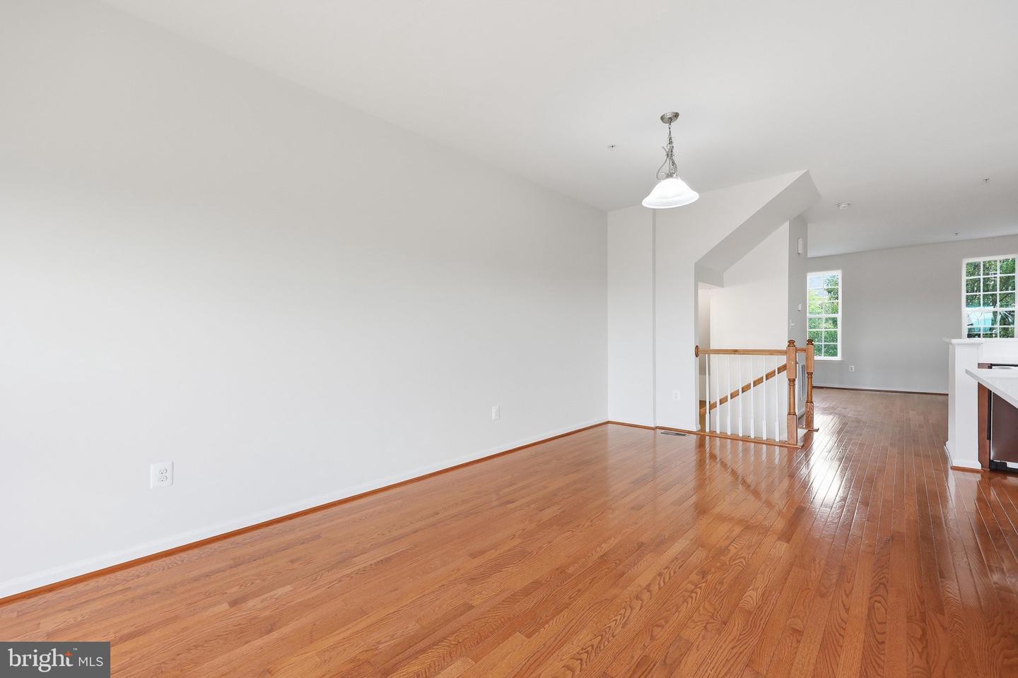 2075 Spring Run Cir Property Photo 16