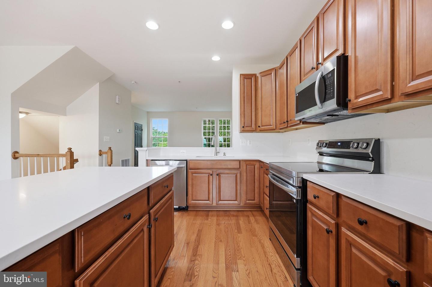 2075 Spring Run Cir Property Photo 18