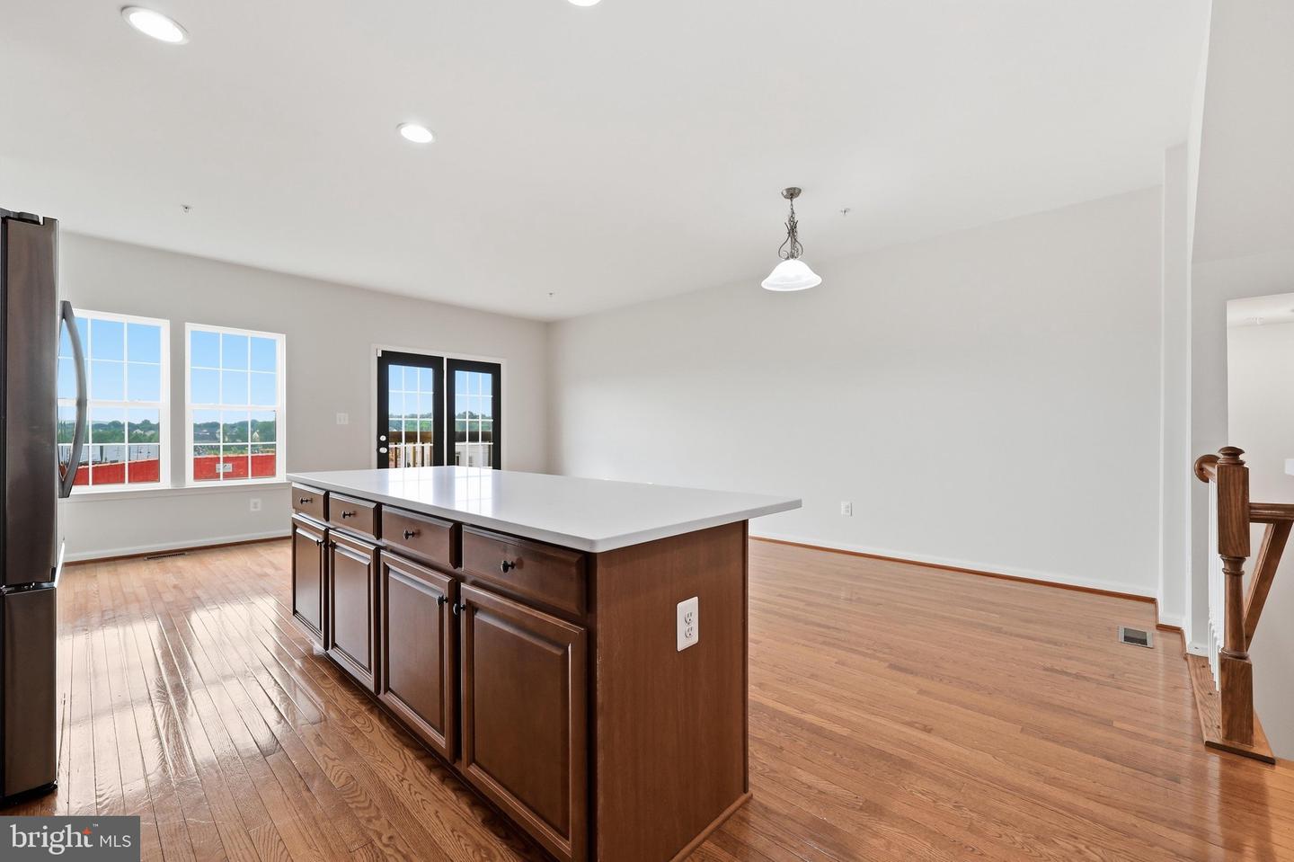 2075 Spring Run Cir Property Photo 19