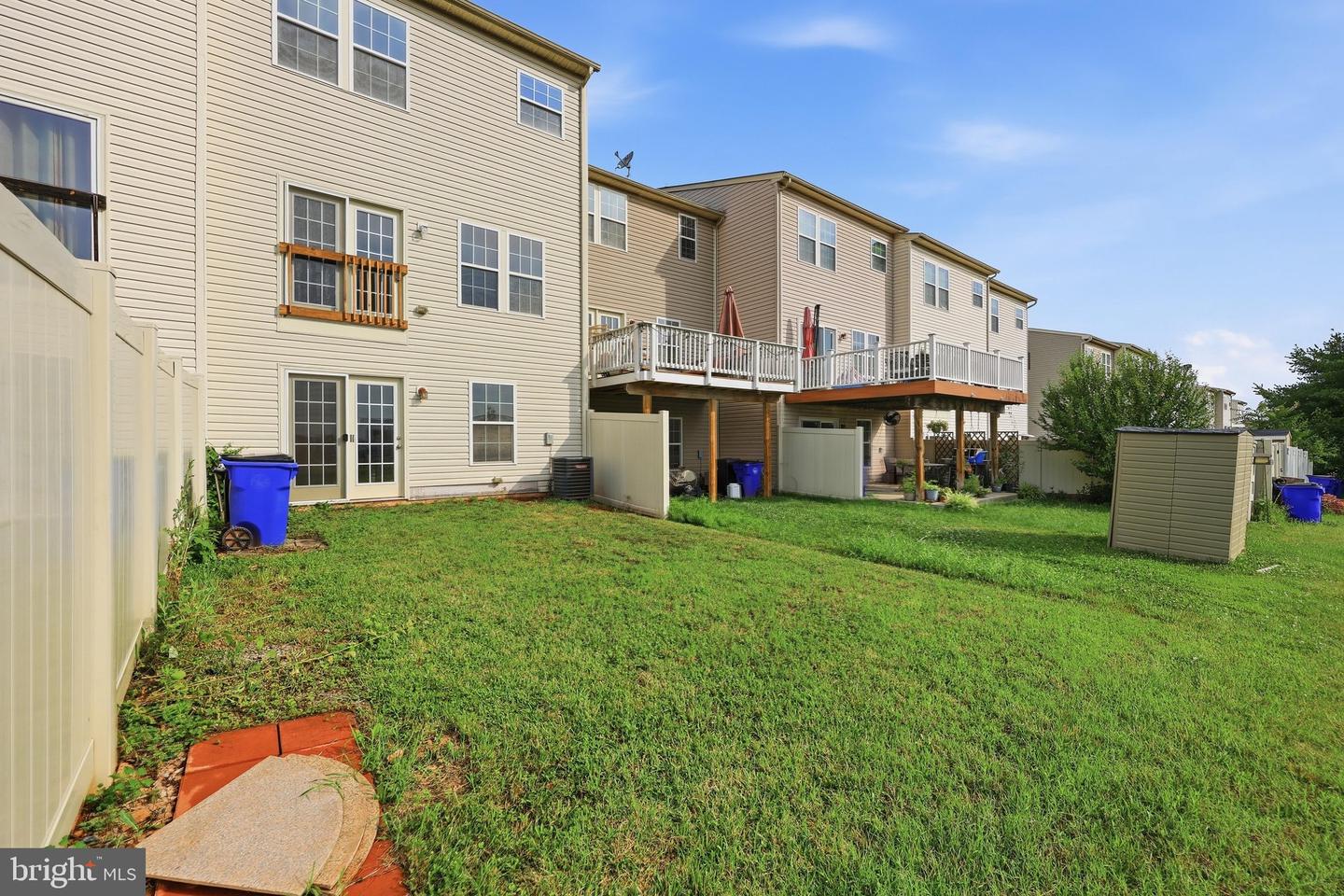 2075 Spring Run Cir Property Photo 43