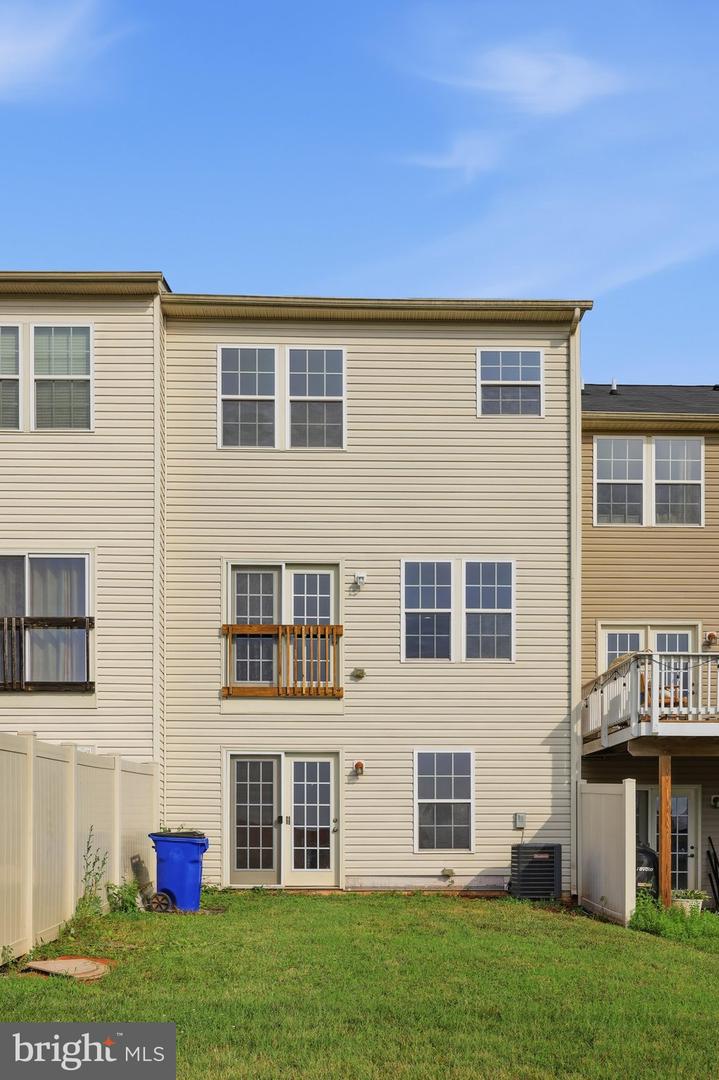 2075 Spring Run Cir Property Photo 47