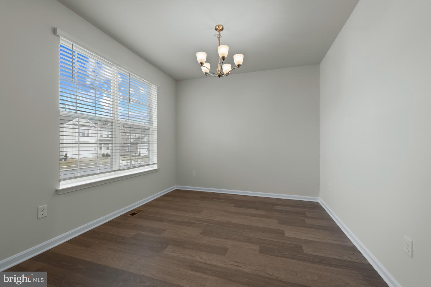 467 Ensemble Way Property Photo 2