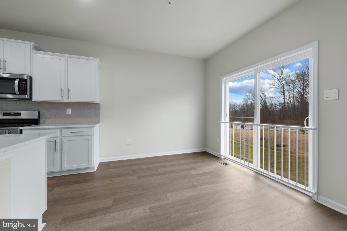 467 Ensemble Way Property Photo 11