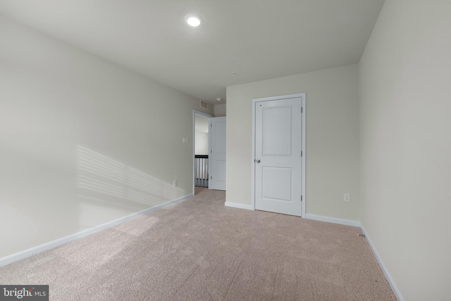 467 Ensemble Way Property Photo 20